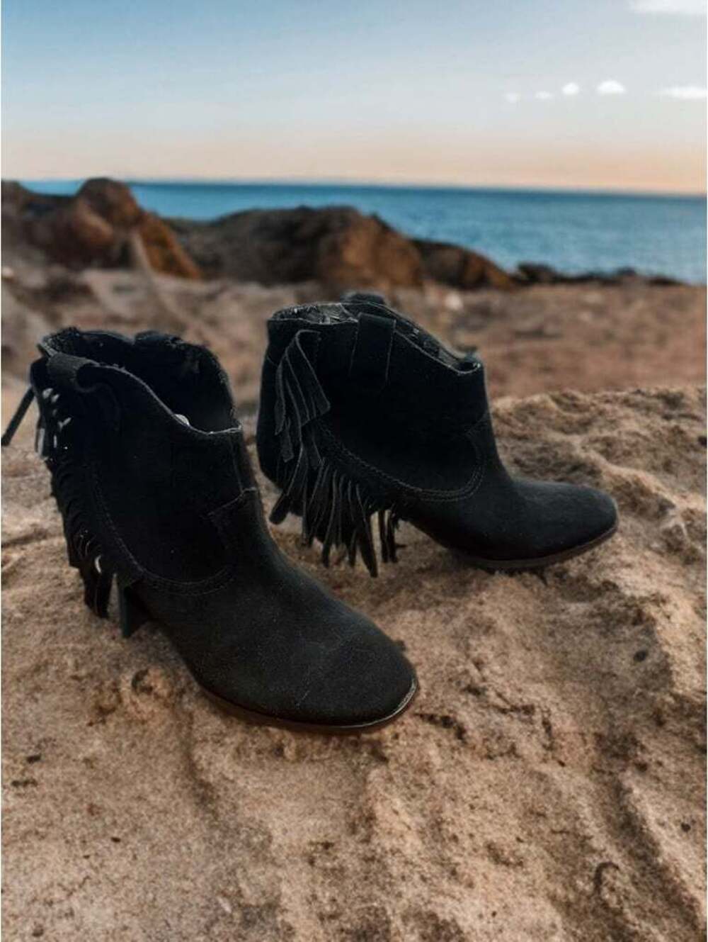 Guess Fringe Black Suede Boots Ankle Booties Size 9